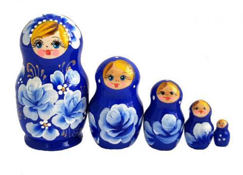 Matriochka Famille bleu 5 pieces, un souvenir Russie